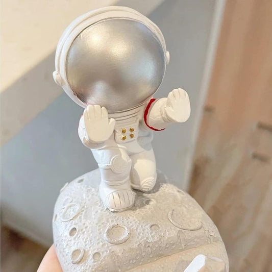 Cep telefonu standı, Astronot Tasarımlı Yaratıcı Telefon Tutucu, Eğlenceli Masaüstü Telefon Standı, Sevimli Uzay Temalı, Akıllı Telefon ve Tabletler İçin, Ev Dekorasyon Aksesuarı (Gümüş)